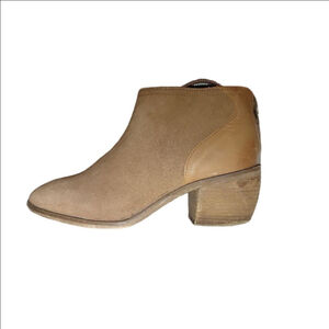 Charles David Yasmin Leather & Suede Booties Size 9